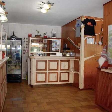 Rifugio Alpino Aquileia 塞尔瓦迪卡多雷
